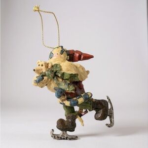 1998 Boyds Santa Ice Skating Ornament Vintage Christmas Holiday Tree‎ Decoration